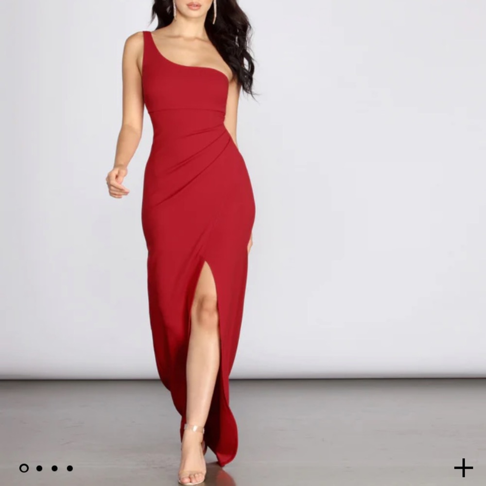 Lorena One Shoulder Crepe Dress